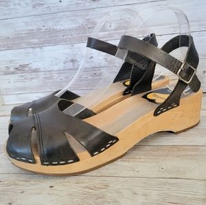 Swedish hasbeens suzanne Debutante black low heel clog sandals
